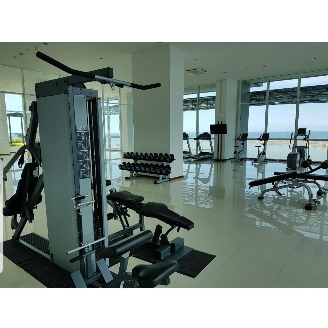 5 Beds 2 Bedroom Floor 20, Sea View, Fast Internet Jakarta